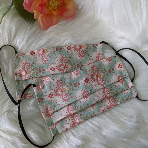 Honey Bumpkins Accessories - Two Face Masks - Feminine Pattern